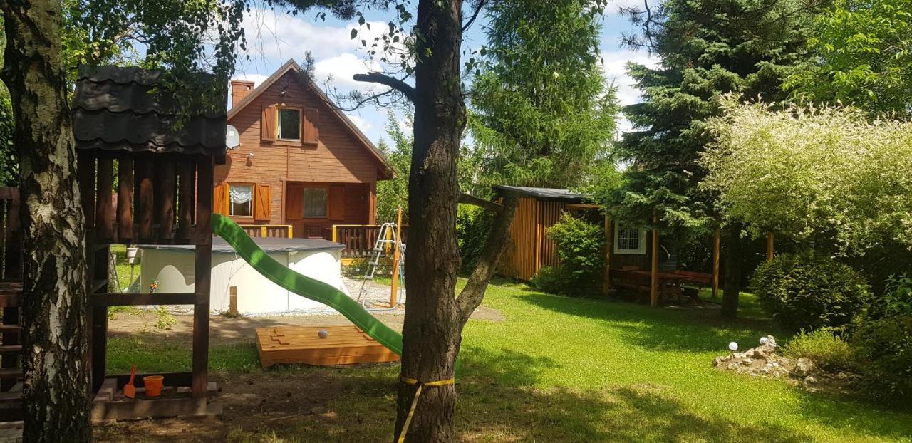 Szyszka I Roza Domek Na Jurze Zelazko Luaran gambar